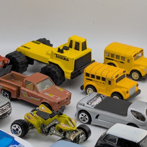 Bundle of 19 Diecast Toy Cars – Fire Trucks, Race Cars, Police & More! - Picture 9 of 12